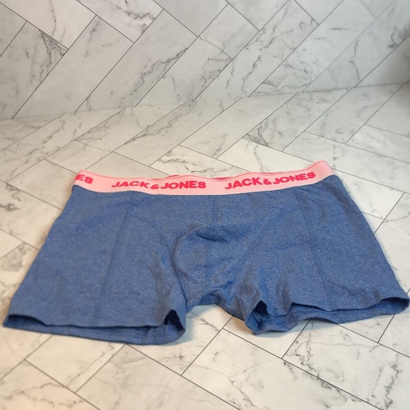 NWOT Mens Mixed Brand Boxer Briefs Three Pair NEW WITHOUT TAGS - Picture 2 of 8